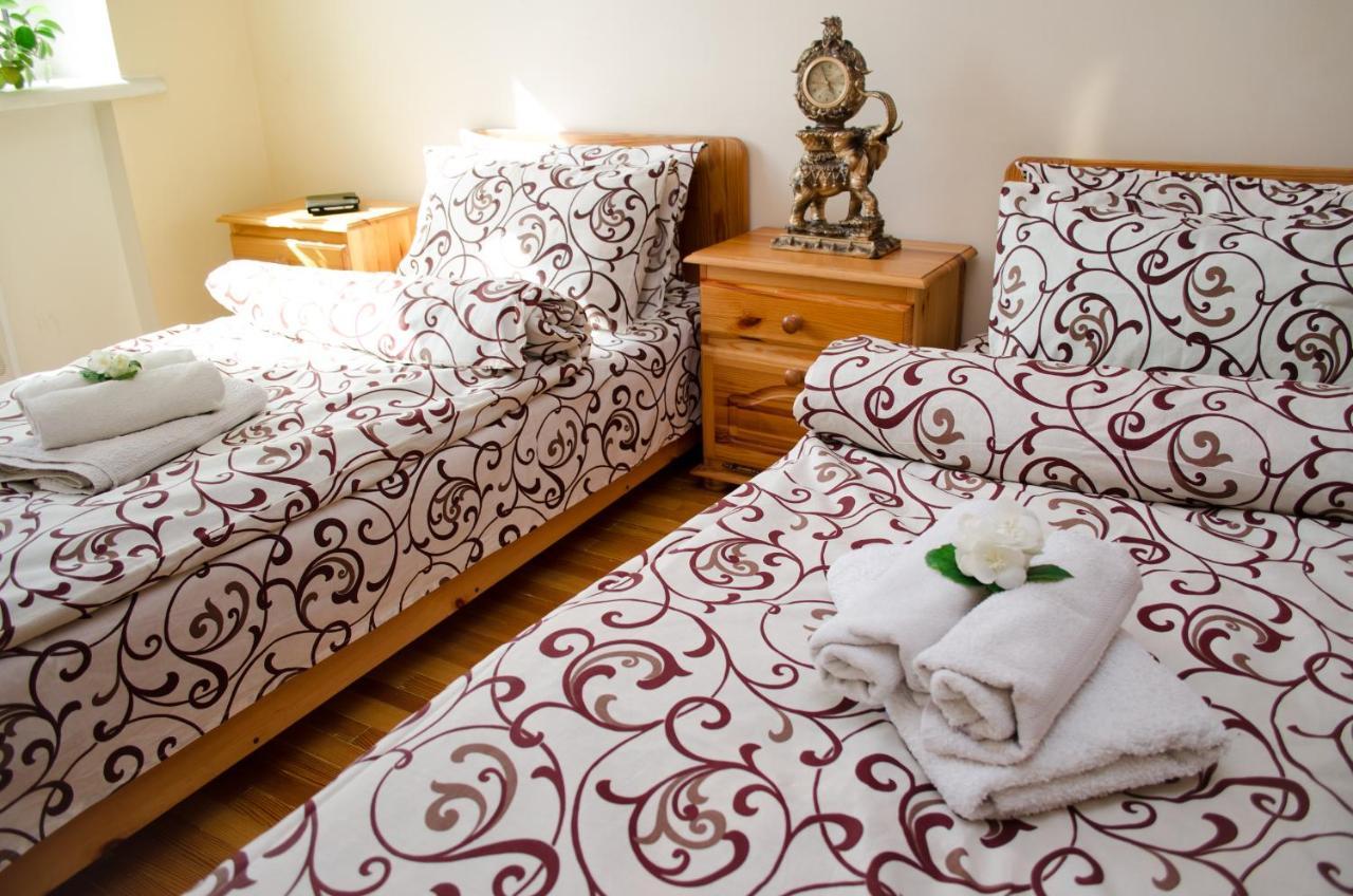 Babylon Apartments Ривне Екстериор снимка
