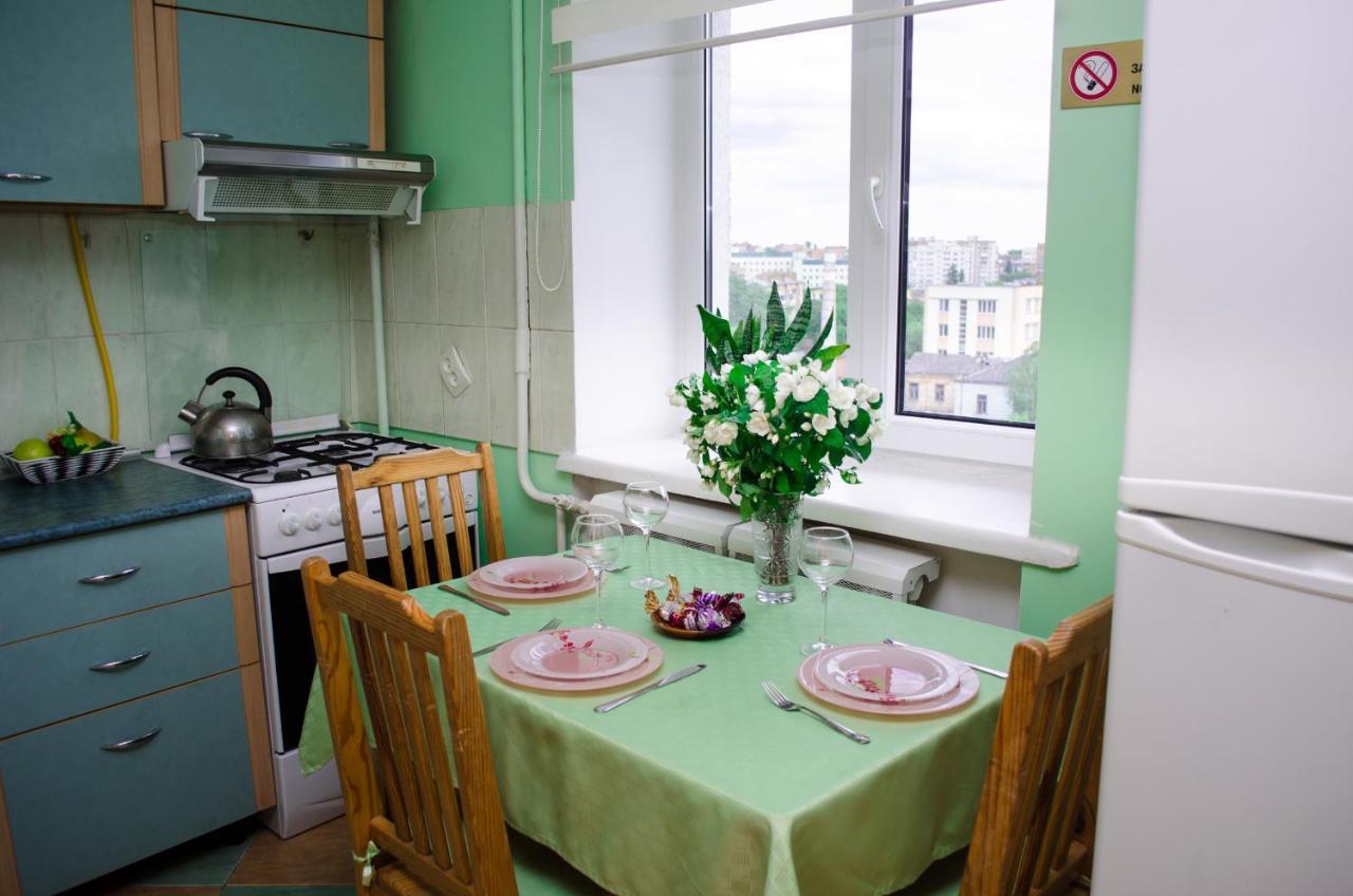 Babylon Apartments Ривне Екстериор снимка